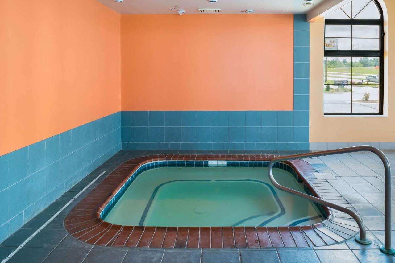 Motel 6-Richmond, In Εξωτερικό φωτογραφία